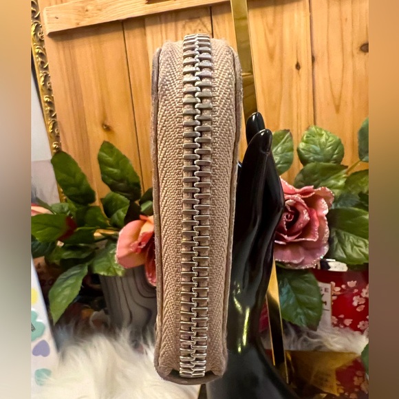 Chloe Long Leather Wallet - Picture 4 of 12